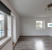 ** Moderne 3-Zimmer-Wohnung mit BALKON und BADEWANNE in Reinbek **
