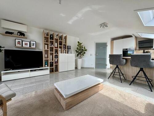 Foto - 3 Zimmer Dachgeschoßwohnung zum Kaufen in Erlenbach