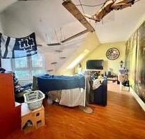 Schöne 2-Zimmer-Wohnung mit Balkon, EBK und TG-Stellplatz - Dresden Schönfeld-Weißig