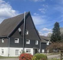 Haus mit voll erschlossenem Baugrundstück in Bergneustadt Wiedene