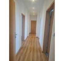 3 Zimmer Wohnung - 550,00&nbsp;EUR Kaltmiete, ca.&nbsp; 83,00&nbsp;m&sup2; in Remscheid (PLZ: 42859) Remscheid-Süd