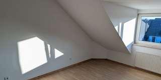 Foto - 1 Zimmer Dachgeschoßwohnung in Bonn