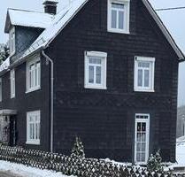 Haus zu vermieten - 1.450,00&nbsp;EUR Kaltmiete, ca.&nbsp; 185,00&nbsp;m&sup2; in Siegen (PLZ: 57076) Weidenau