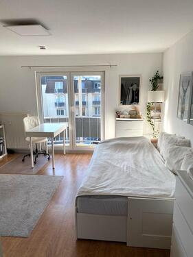 Foto - Helles 1- Zimmer-Apartment mit Einbauküche und Balkon