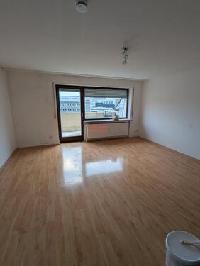 Foto - 81379, Gmunderstr 9, 2-Zi DG Wohnung mit Balkon