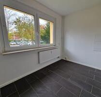 Renovierte 3-Zimmer-Wohnung im Erdgeschoss - Neubrandenburg Datzeberg