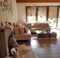 2,5 Zi. EG-Wohnung, Terrasse, EBK, Garage in Kuchen zu vermieten