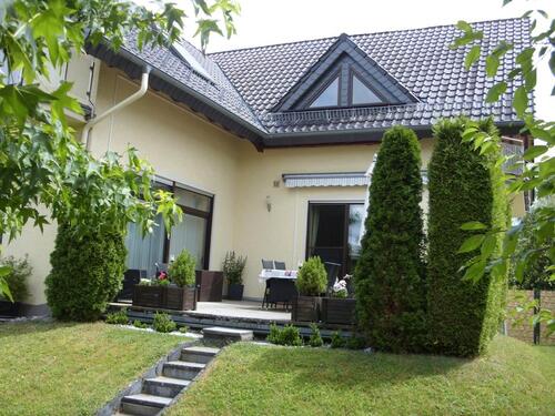 Foto - 5 Zimmer Einfamilienhaus in Löhnberg