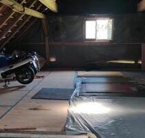 Unterstellplatz, Garage für Motorräder - Sigmarszell