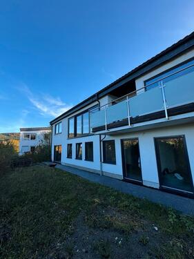 Foto - Modernes Einfamilienhaus mit Kamin, Einliegerwohnung & Weitblick im Sauerland