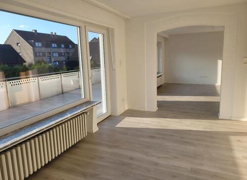 Foto - Helle 4-Zi-Wohnung mit 30qm Dachterrasse