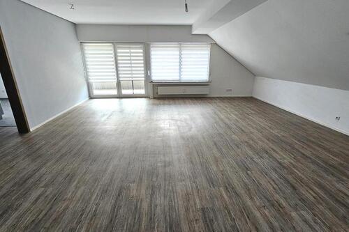 Foto - Moderne 3-Zimmer Wohnung mit großem Balkon