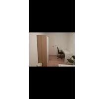 Schönes Zimmer ab dem 1. Februar.Nähe Sbahn in Raunheım. - Raunheim