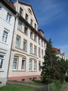 Foto - helle Drei-Raumwohnung für Familien mit Wintergarten und Einbauküche