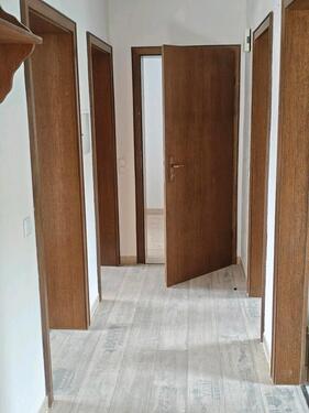 Foto - 6.5 Zimmer Mehrfamilienhaus, Wohnhaus in Ettringen