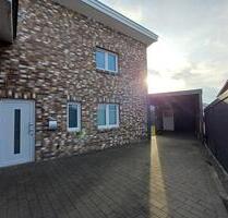 Moderne , geflegte Doppelhaushälfte in ruhiger & zentraler Lage - - Esterwegen