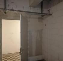 Lager zu vermieten zwischen 25m² und 35m² - Köln Mülheim