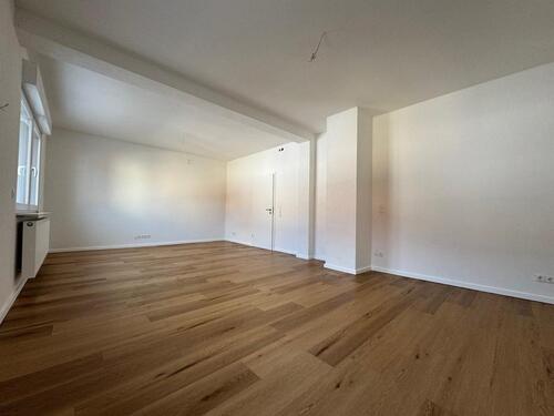 Foto - Helle 3-Zimmer-Wohnung im 1. Obergeschoss.