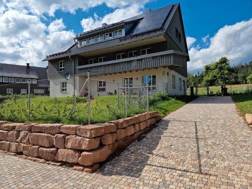 Foto - 3,5 Zi EG Wohn 109 m² m gr eingez. Garten, Kamin, Garage, Stellpl