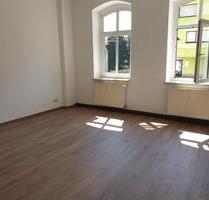 3-Raum-Wohnung in ruhiger Lage mit Balkon und schönem Garten - Hohenstein-Ernstthal