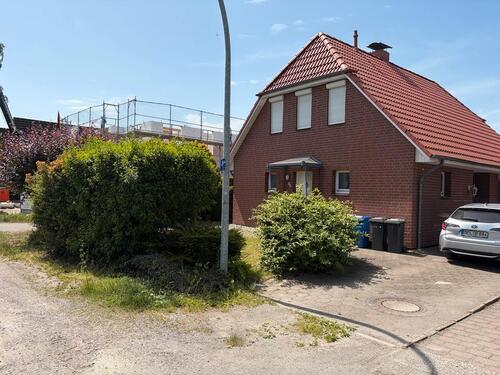 Foto - Einfamilienhaus in Delmenhorst- Stickgras