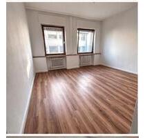 renovierte 2-Zimmer-Wohnung in ruhigem 4-Parteien-Haus - Iserlohn