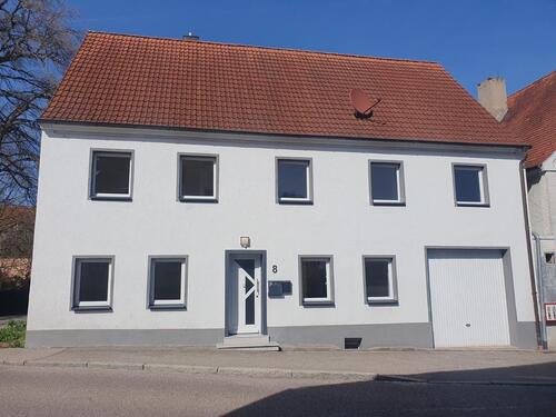 Foto - Provisionsfrei: Geräumiges Einfamilienhaus bei Abenberg