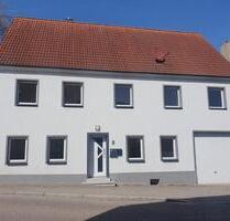 Provisionsfrei: Geräumiges Einfamilienhaus bei Abenberg