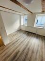 Foto - Sanierte 3-Zimmer Wohnung mit Küche [AA146.01]