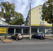 Großzügiges Ladenlokal mit repräsentativer Schaufensterfront in Kassel-Bad Wilhelmshöhe