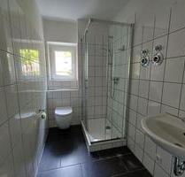 Erdgeschosswohnung mit Dusche - EG links - Merseburg