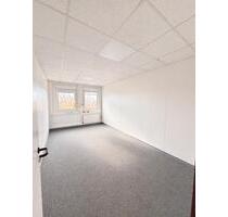 Lagerräume & Büro - 350,00&nbsp;EUR Kaltmiete, ca.&nbsp; 15,00&nbsp;m&sup2; in Halle (Saale) (PLZ: 06108)