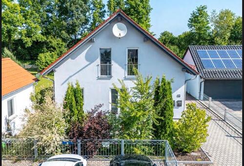 Foto - Möblierte 3 Zimmer Wohnung im Einfamilienhaus