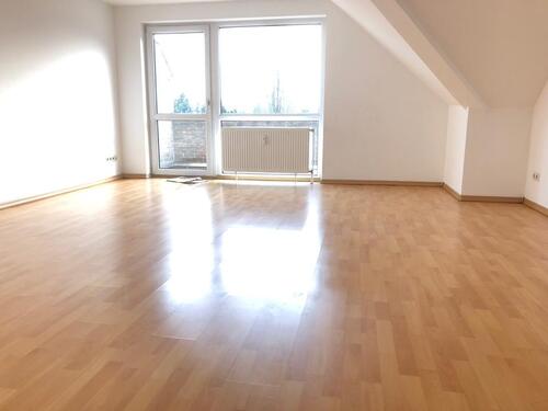 Foto - Schöne helle 3 Zimmer DG-Wohnung in Letter 90 m²