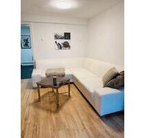 Modern möblierte 2 Zimmer Whg mit Balkon Küche in HX-Brenkhausen - Höxter