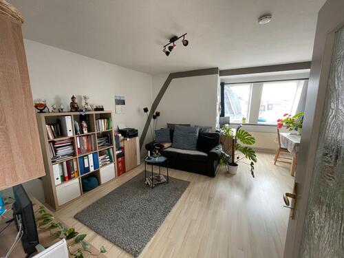 Foto - Gut geschnittene 1-Z. WE mit Aufzug, Küche, Stellplatz ab 1.5.26