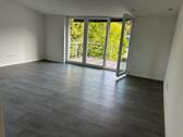 Foto - Moderne und helle 3-Zimmer-Dachgeschosswohnung mit offener Küche