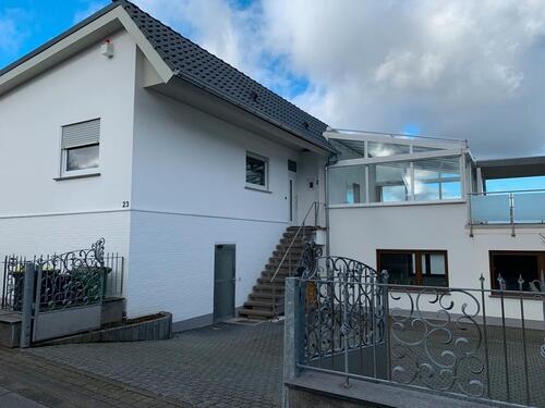 Foto - KÖNIGSWINTER ITTENBACH, tolle 4 Zimmer-Wohnung mit ca. 145 m² WNfl. und Dachterrasse, EBK, 2 Stellpl
