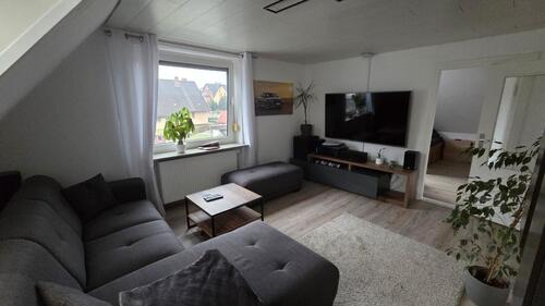 Foto - 4-Zimmer Dachgeschosswohnung - 700,00&nbsp;EUR Kaltmiete, ca.&nbsp; 81,00&nbsp;m&sup2;