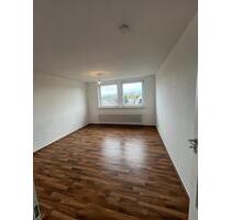 Sehr schöne komplett sanierte 2 Zimmer Wohnung in Gelsenkirchen zu vermieten