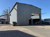 Foto - Lagerhalle mit Krananlage - inkl. klimatisiertem Büro & guter Anbindung in Ober Mörlen.