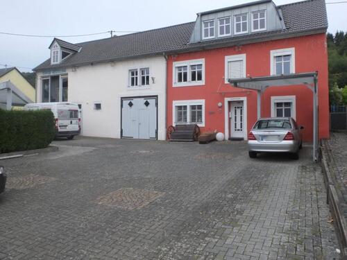 Foto - Haus mit Werkstatt zum Verkauf - 425.000,00 EUR Kaufpreis,