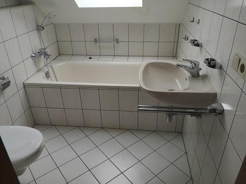 Foto - Dachgeschoßwohnung in Floh-Seligenthal zur Miete