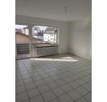4 ZKB in 55576 Sprendlingen - 700,00&nbsp;EUR Kaltmiete, ca.&nbsp; 82,00&nbsp;m&sup2; in Sprendlingen (PLZ: 55576)