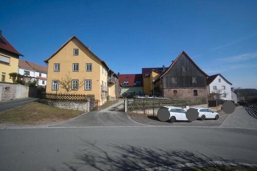Foto - 2 Zimmer Bauernhaus, Landhaus zum Kaufen in Kahla