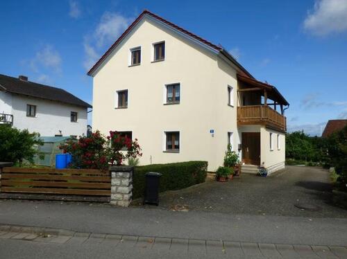 Foto - Ruhig gelegenes, gepflegtes Haus mit viel Platz und guter Lage