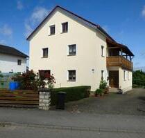 Ruhig gelegenes, gepflegtes Haus mit viel Platz und guter Lage - Pollenfeld