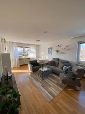 Foto - Helle möblierte 2 Zimmerwohnung in Aschaffenburg-Leider