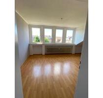 Helle Dachgeschosswohnung inkl. Einbauküche - Alsdorf