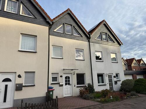 Foto - Attraktives Reihenmittelhaus + Garten: Ruhe, Natur & CentrO Nähe